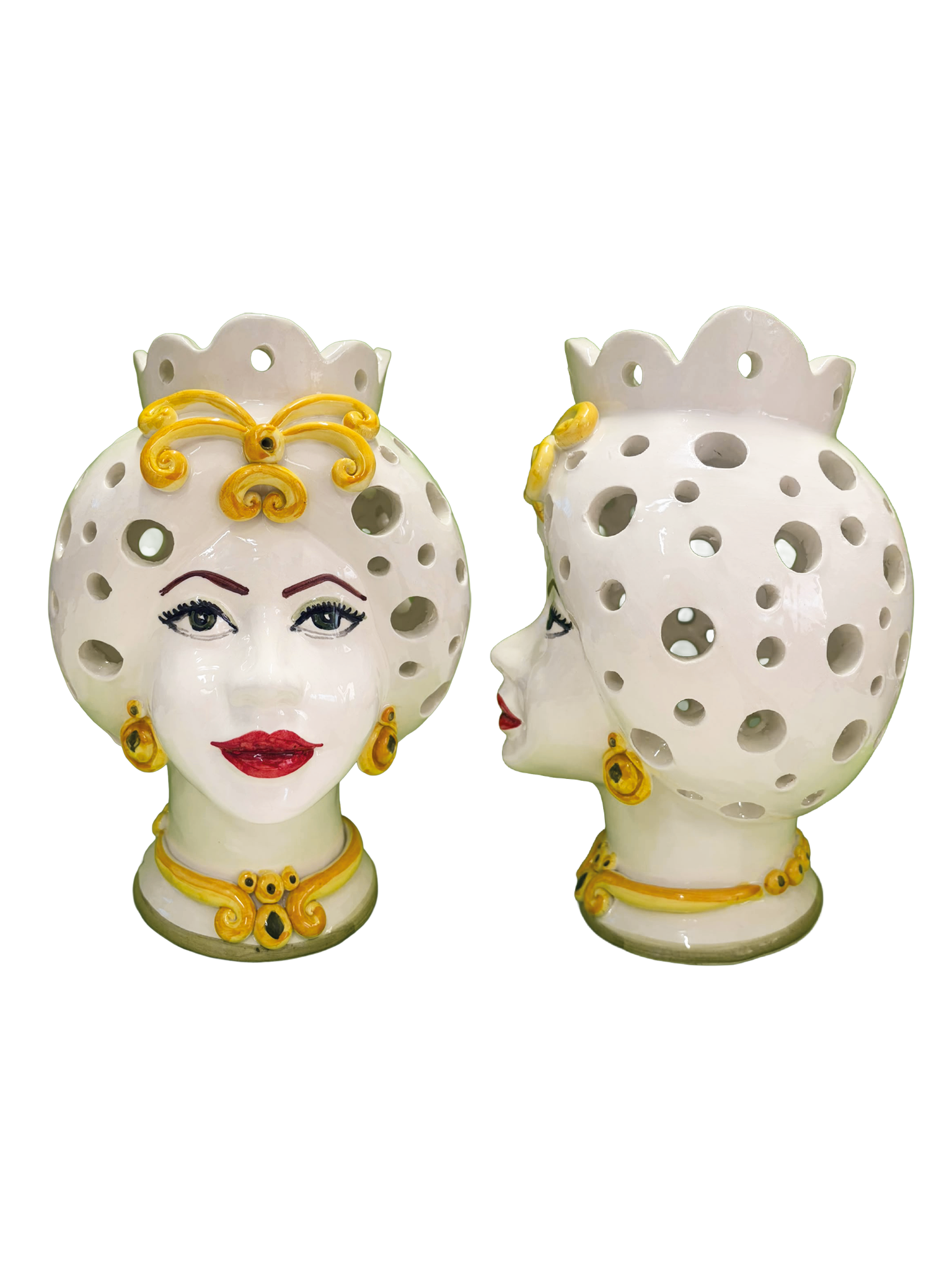 Lampada Testa di Moro donna traforata in maiolica bianca e oro realizzata a mano a Bronte.